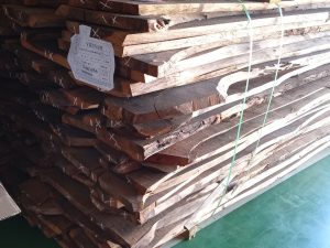 Muong wood