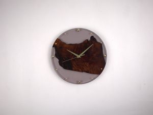 Gray resin clock No.3