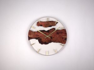 White resin clock No.1