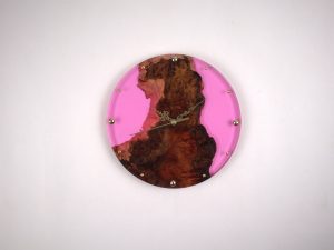 Pink resin clock No.1
