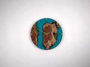 Blue resin clock No.1