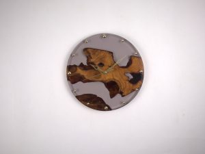Gray resin clock No.2