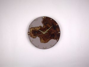 Gray resin Clock No.1